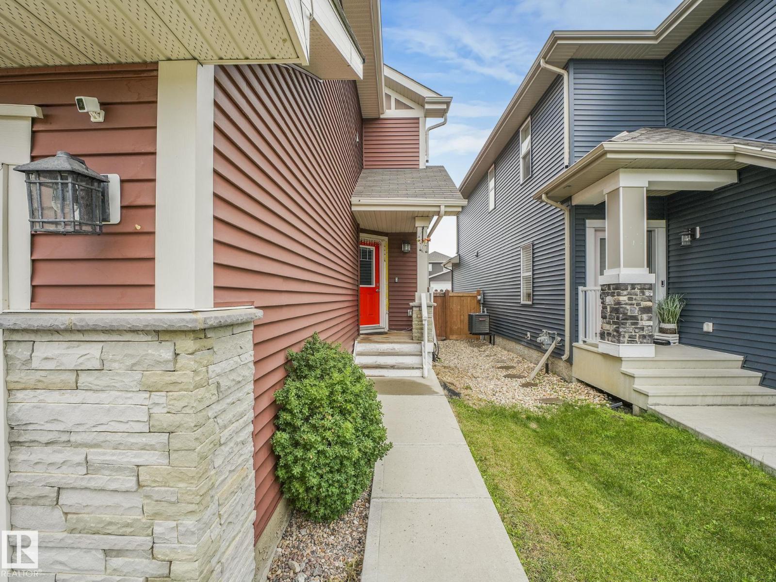 Photo 9 of 3621 Cherry Link Li Sw, Edmonton AB