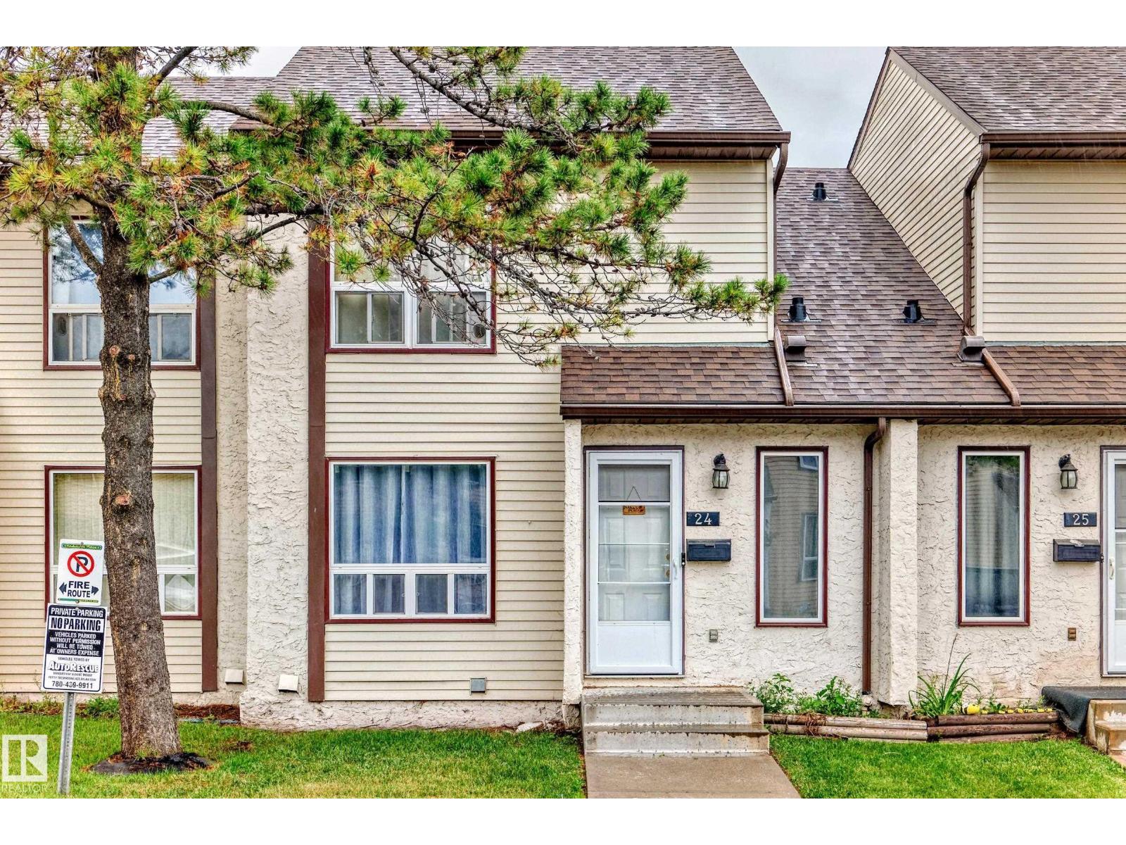 Photo 1 of 24 1651 46 St Nw, Edmonton AB