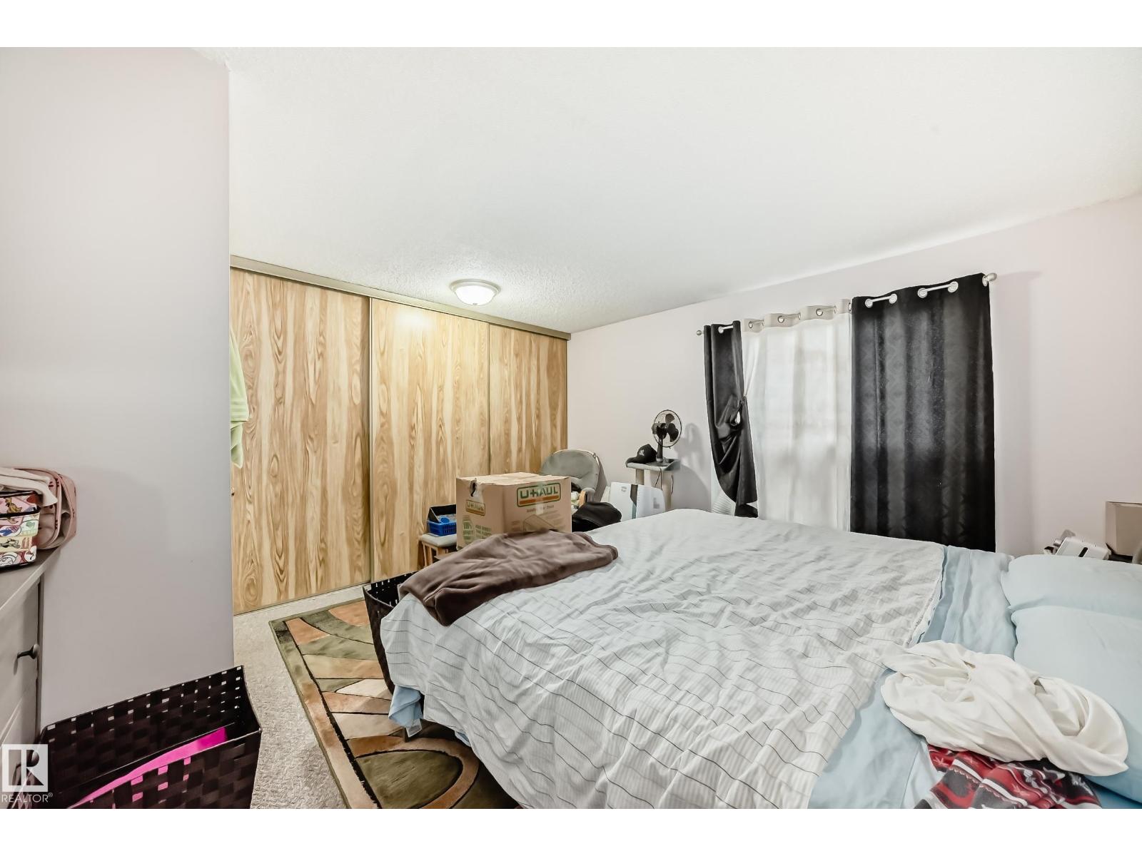 Photo 22 of 24 1651 46 St Nw, Edmonton AB