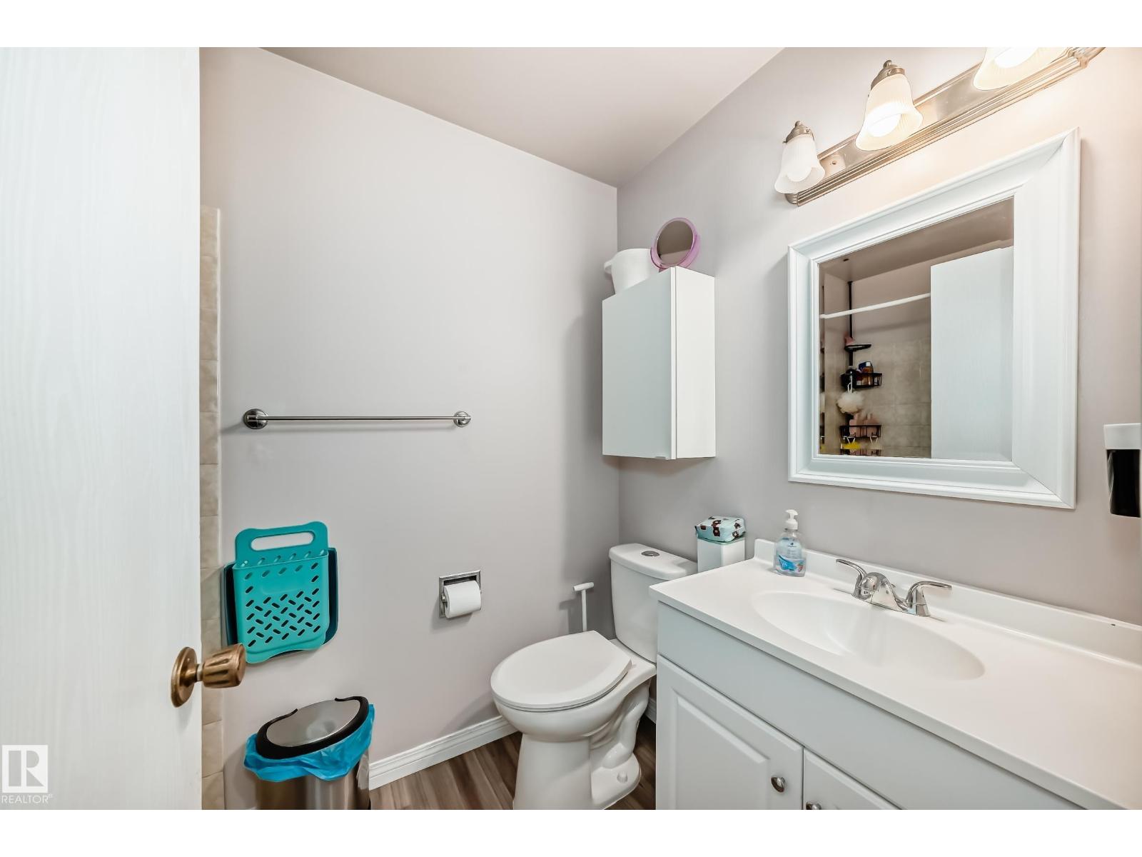 Photo 27 of 24 1651 46 St Nw, Edmonton AB