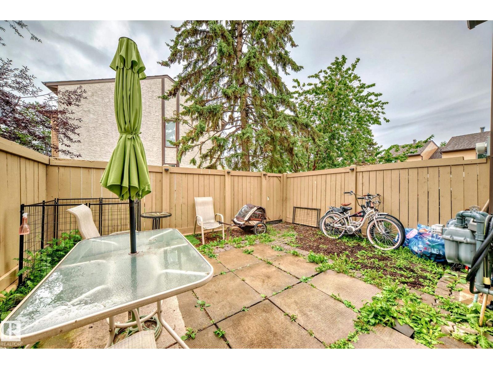 Photo 32 of 24 1651 46 St Nw, Edmonton AB