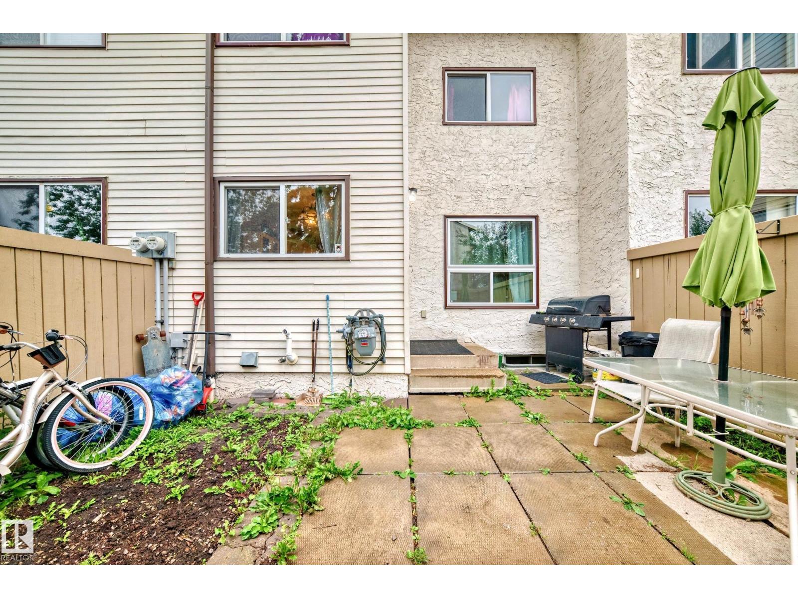 Photo 33 of 24 1651 46 St Nw, Edmonton AB