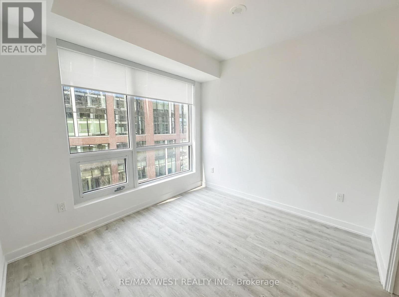 Photo 3 of 1024 15 Richardson Street E, Toronto ON