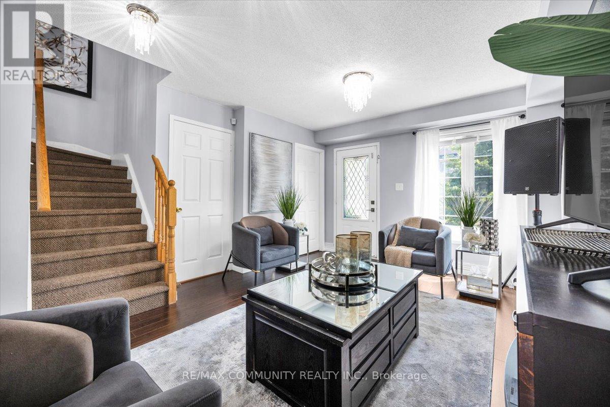 Photo 11 of 106 Barnham Street, Ajax ON