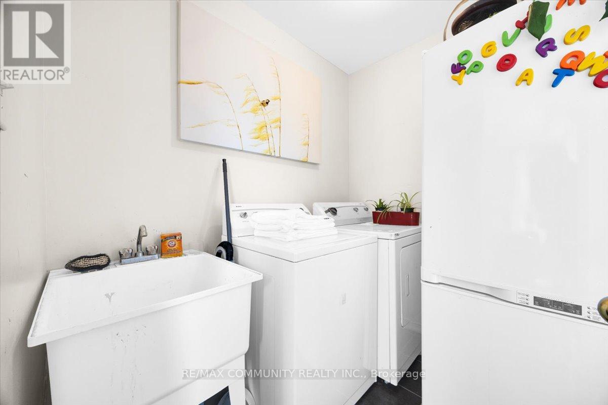 Photo 13 of 106 Barnham Street, Ajax ON