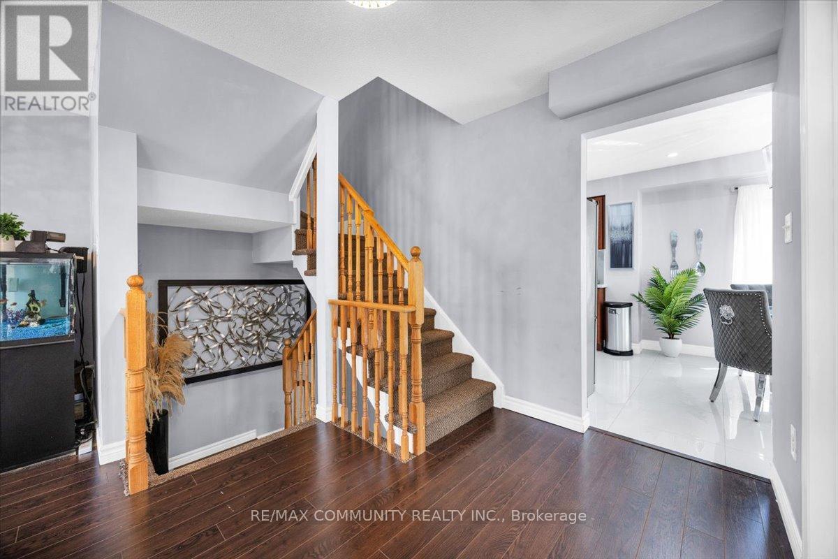 Photo 14 of 106 Barnham Street, Ajax ON