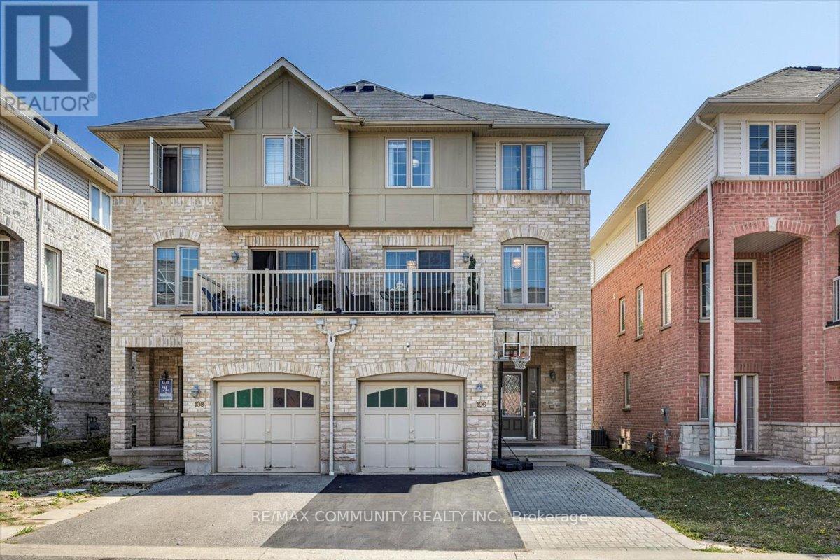 Photo 4 of 106 Barnham Street, Ajax ON