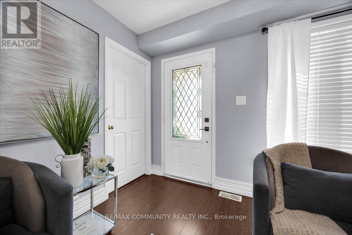 Photo 7 of 106 Barnham Street, Ajax ON
