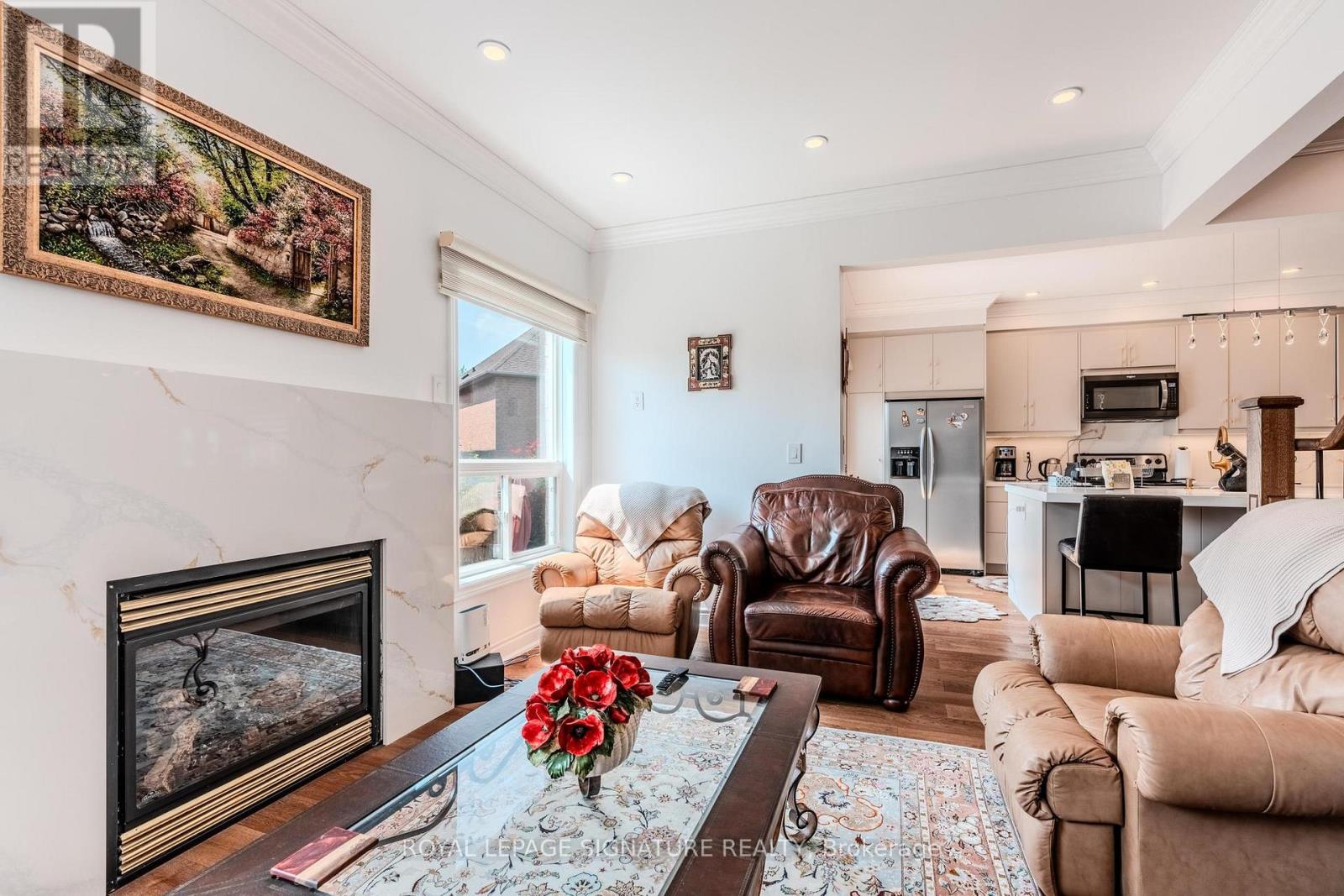 Photo 16 of Main Upper 77 Wheelwright Drive, Richmond Hill ON