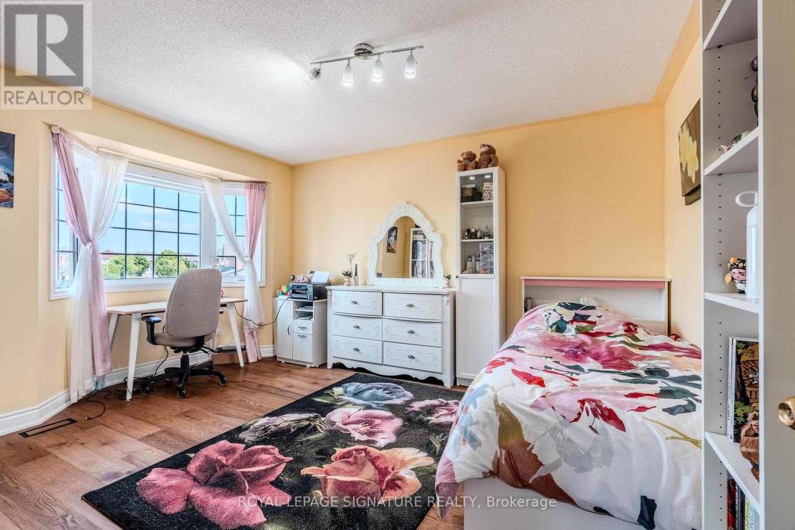 Photo 24 of Main Upper 77 Wheelwright Drive, Richmond Hill ON