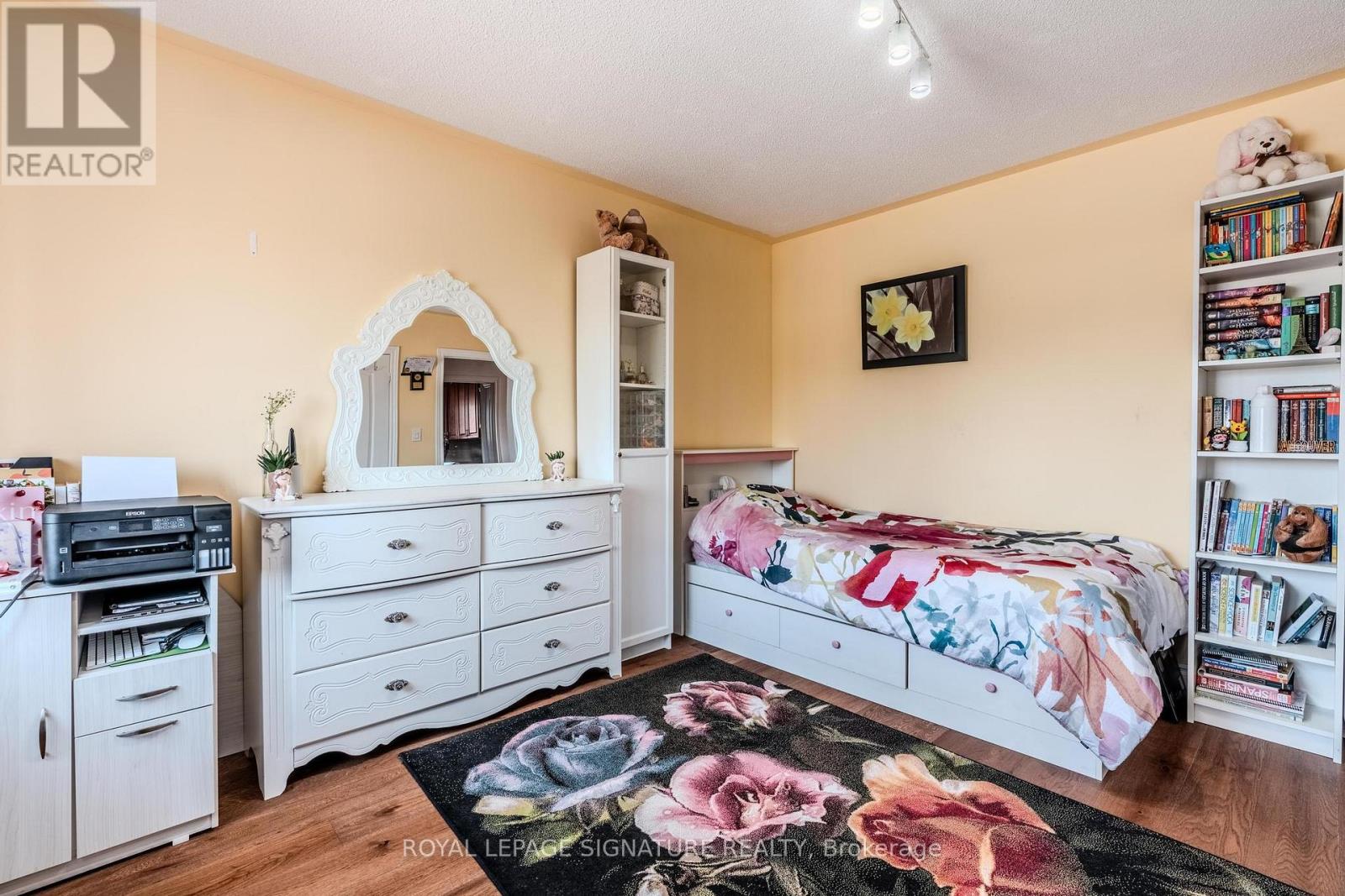 Photo 25 of Main Upper 77 Wheelwright Drive, Richmond Hill ON