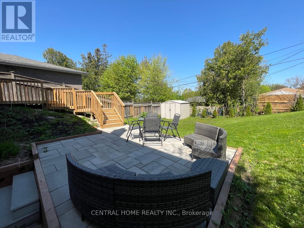 Photo 46 of 755 Botany Hill Crescent, Newmarket ON
