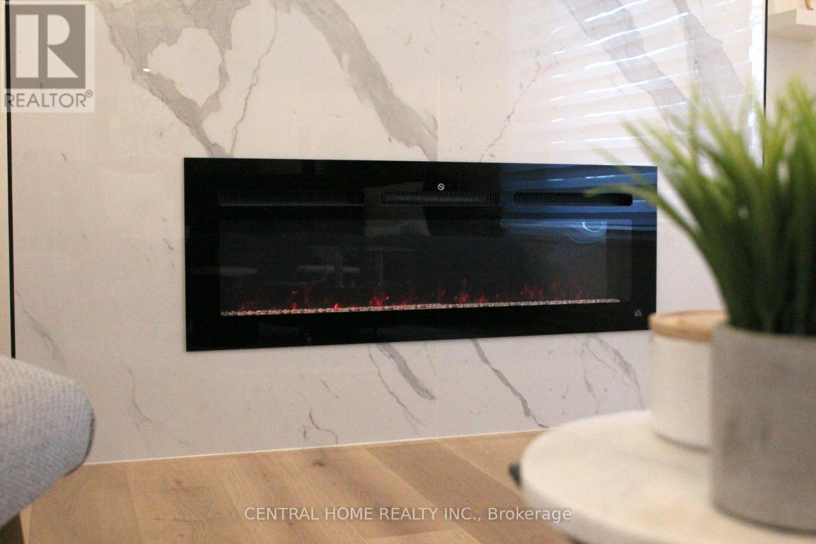Photo 7 of 755 Botany Hill Crescent, Newmarket ON