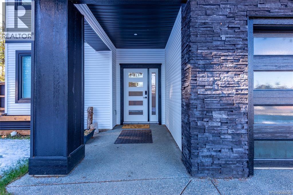 260 5th Ave, Campbell River