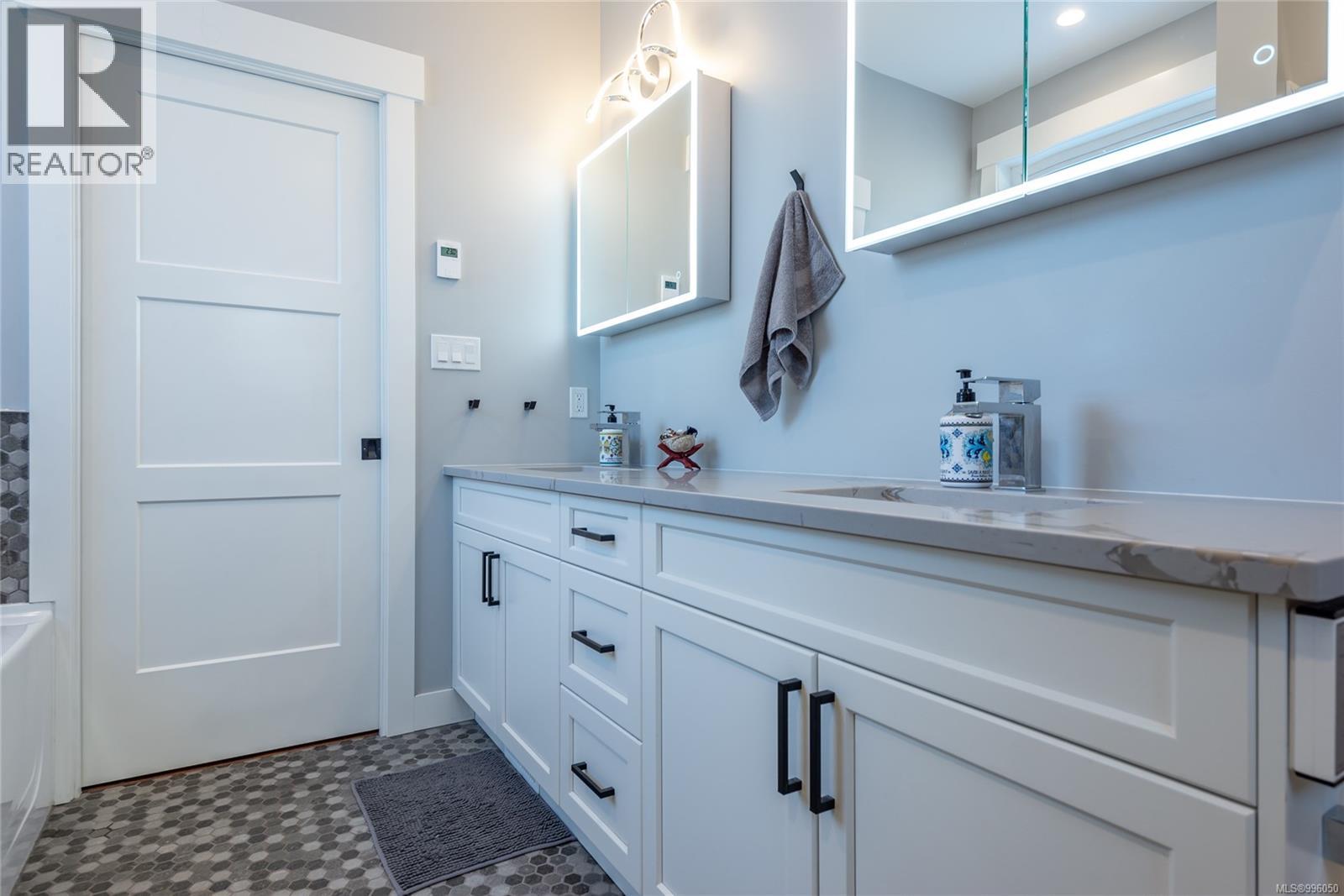 260 5th Ave, Campbell River