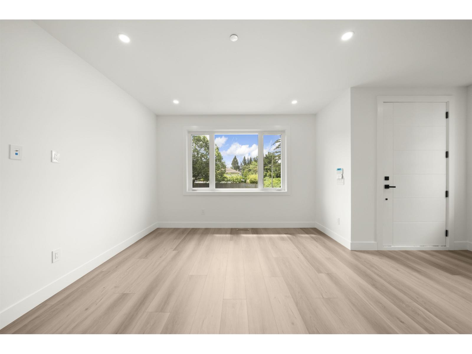 1 26725 FRASER HIGHWAY, Langley