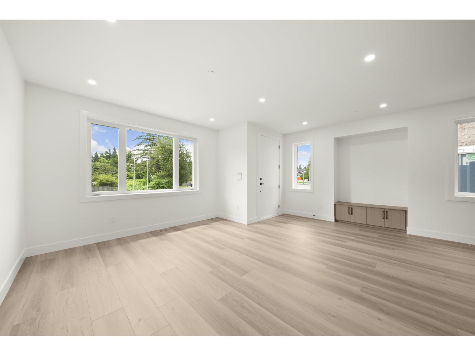 1 26725 FRASER HIGHWAY, Langley