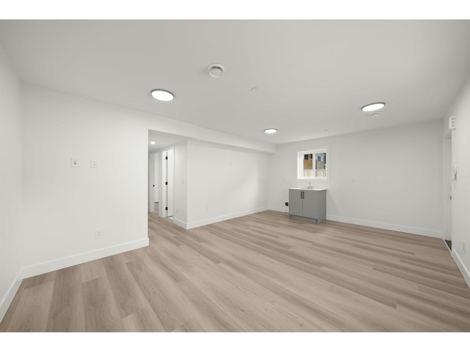 1 26725 FRASER HIGHWAY, Langley