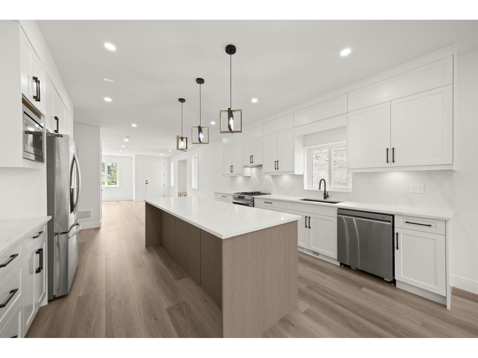 1 26725 FRASER HIGHWAY, Langley
