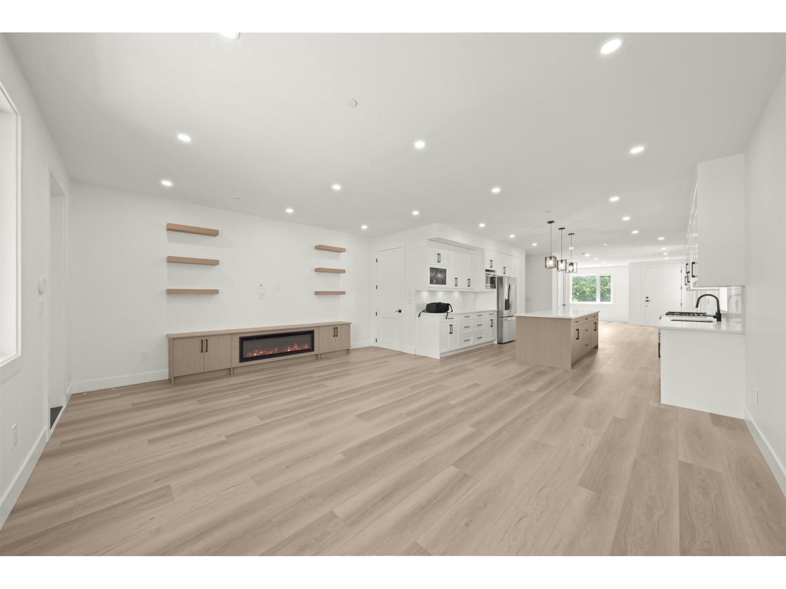 1 26725 FRASER HIGHWAY, Langley