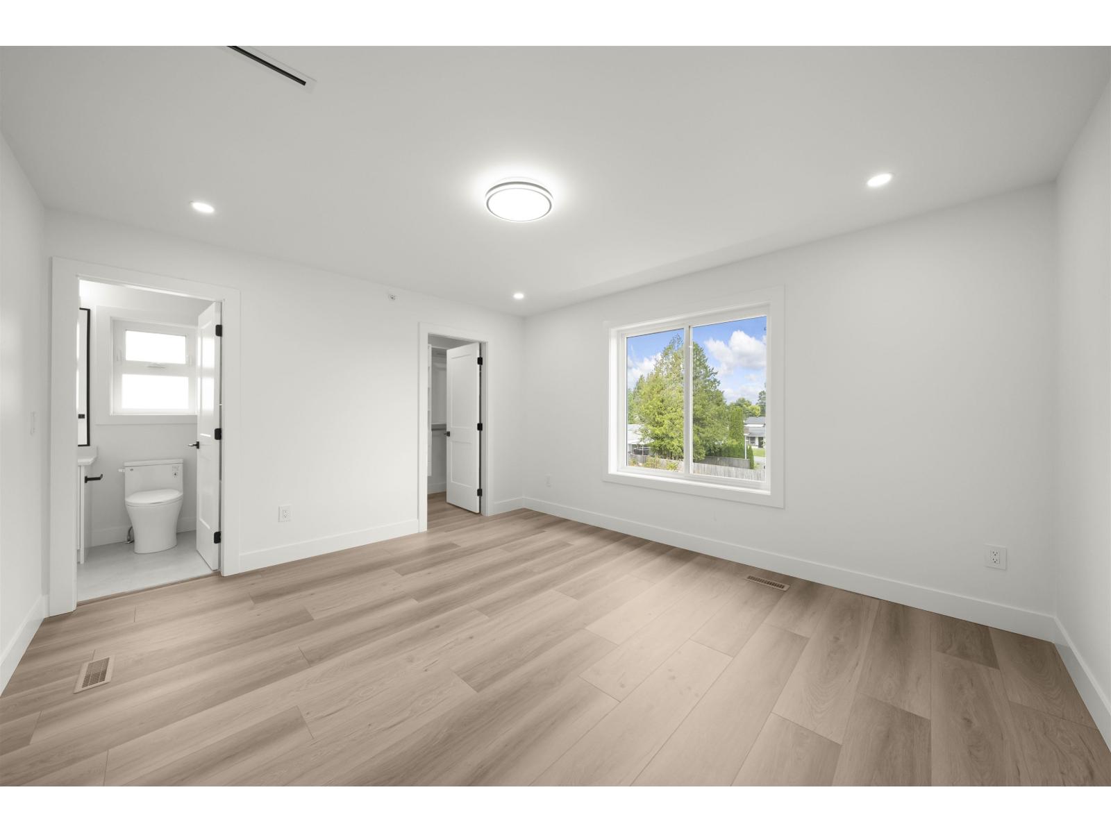 1 26725 FRASER HIGHWAY, Langley