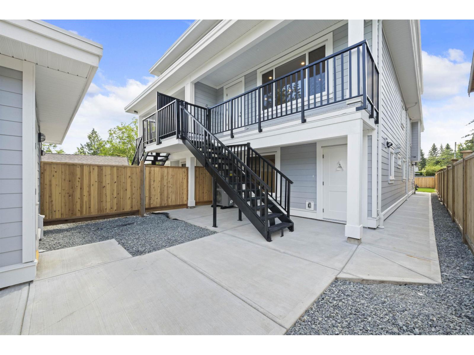 1 26725 FRASER HIGHWAY, Langley