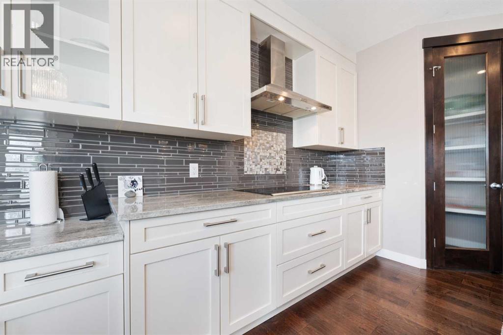 Photo 10 of 2438 Baysprings Link, Airdrie AB