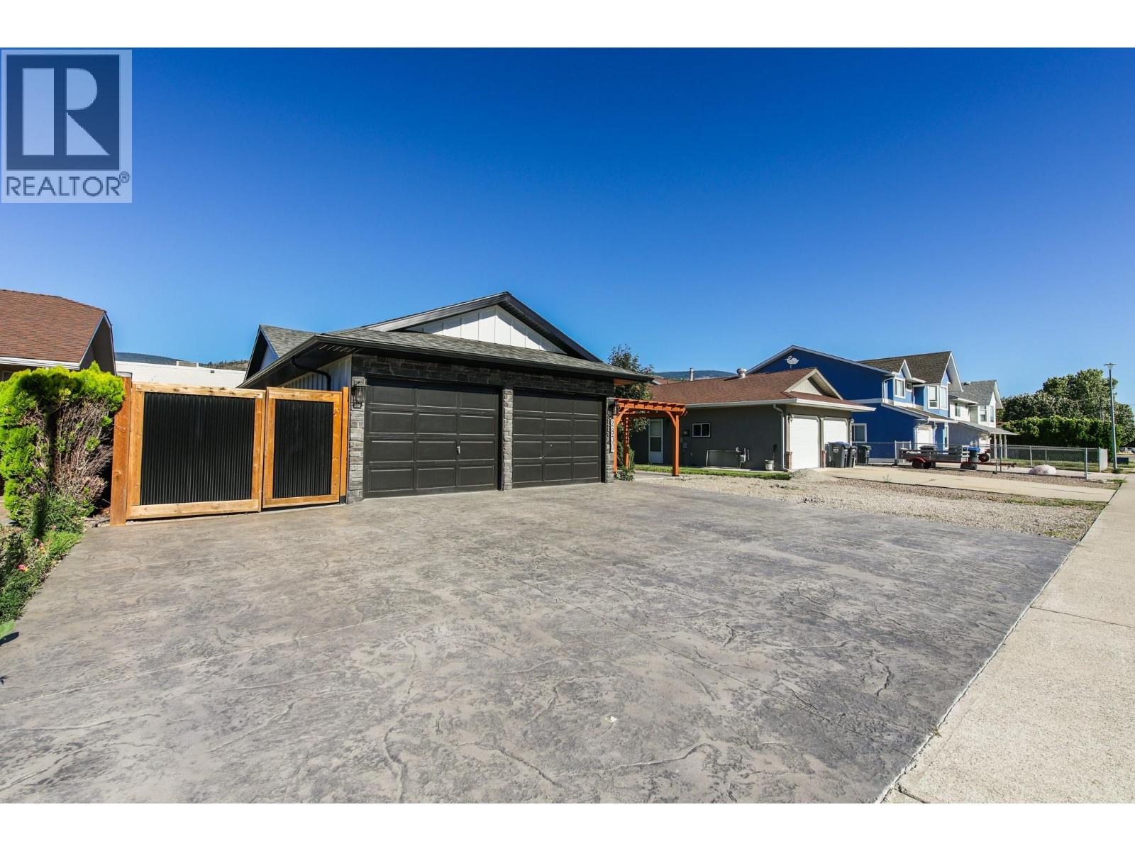 2830 Paris Street, Penticton