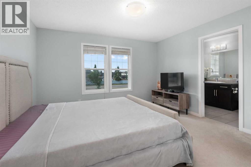 Photo 22 of 1251 New Brighton Park Se, Calgary AB