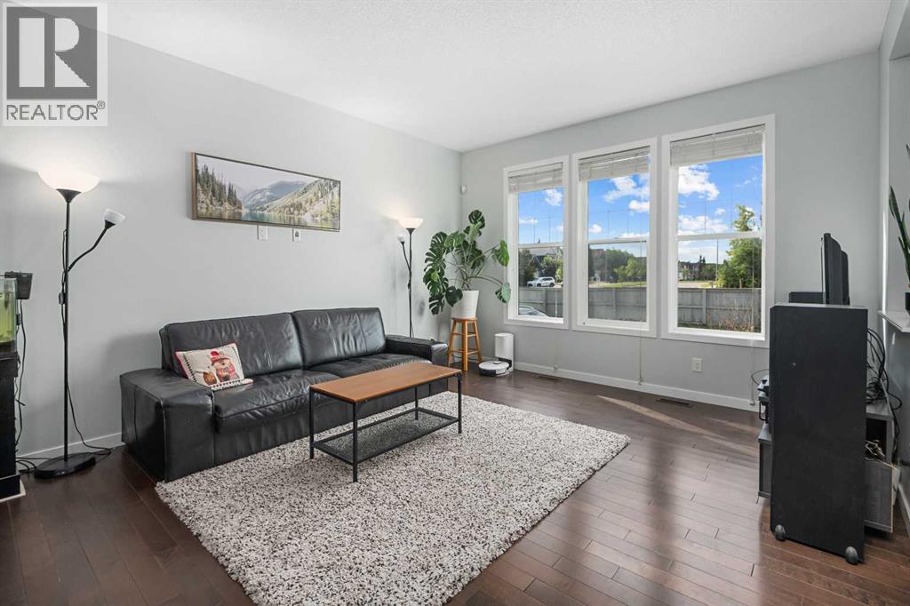 Photo 7 of 1251 New Brighton Park Se, Calgary AB