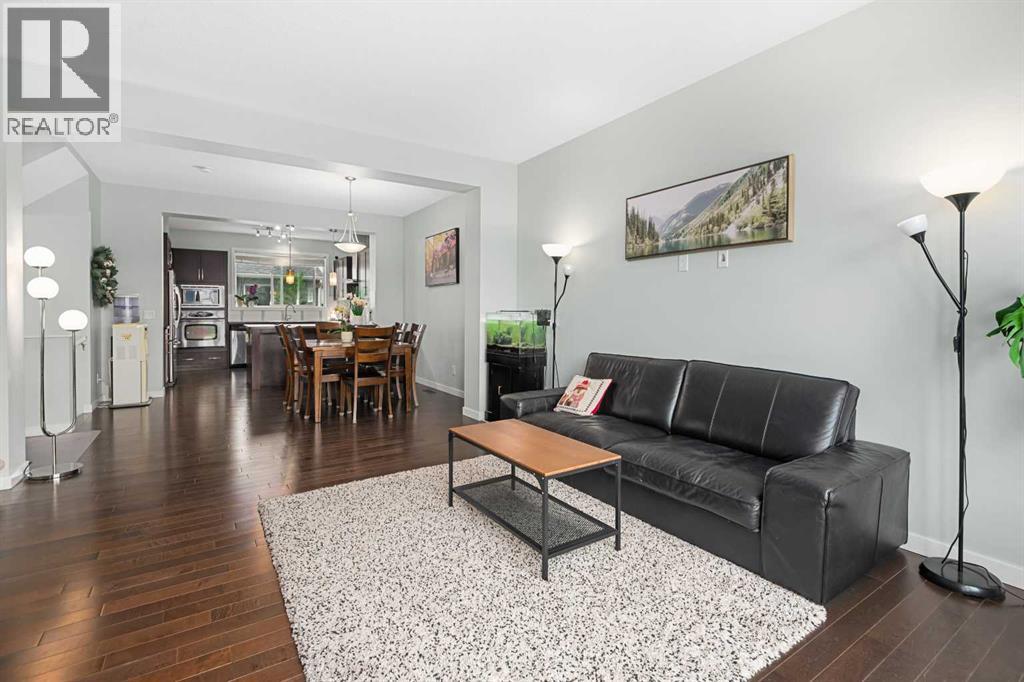 Photo 9 of 1251 New Brighton Park Se, Calgary AB