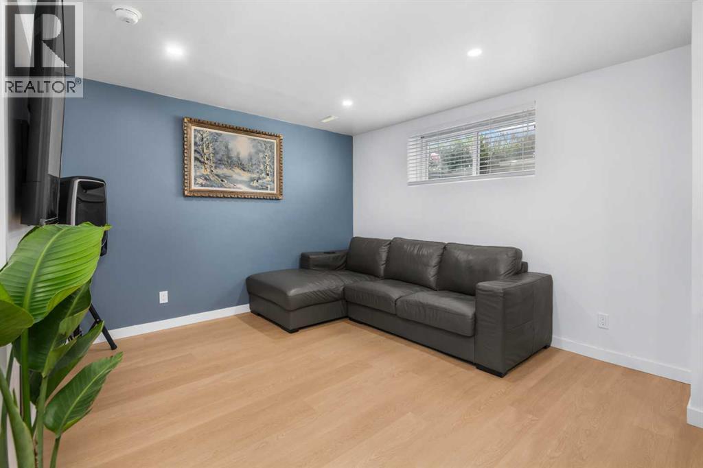 Photo 27 of 1251 New Brighton Park Se, Calgary AB