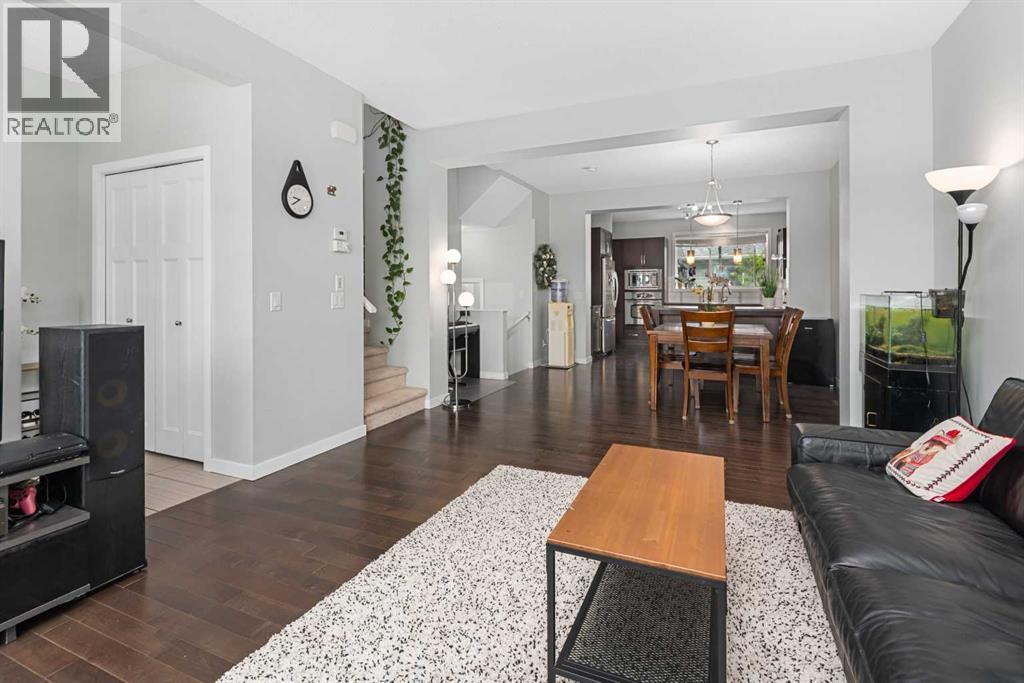 Photo 10 of 1251 New Brighton Park Se, Calgary AB