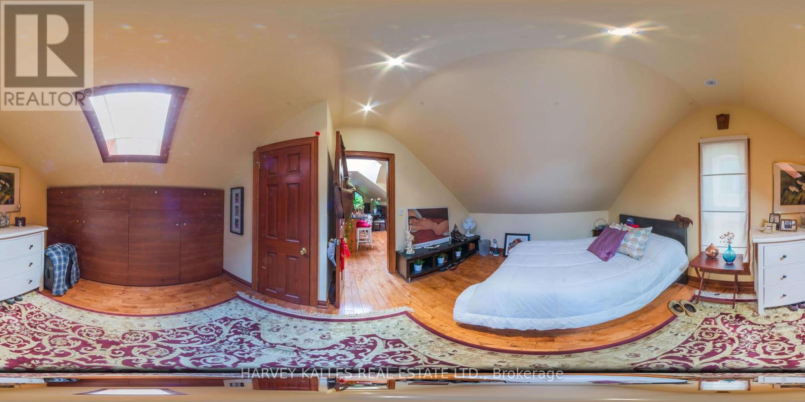Photo 35 of 5 37 Metcalfe Street, Toronto ON