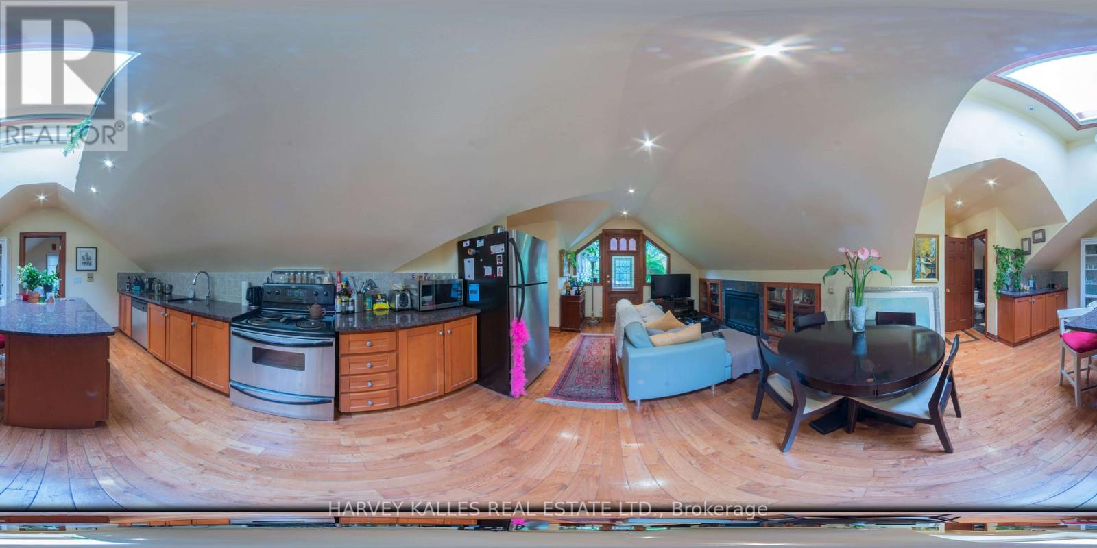 Photo 36 of 5 37 Metcalfe Street, Toronto ON