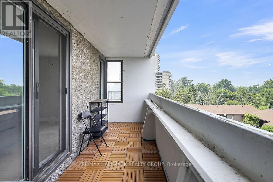 Photo 23 of 410 1081 Ambleside Drive, Ottawa ON