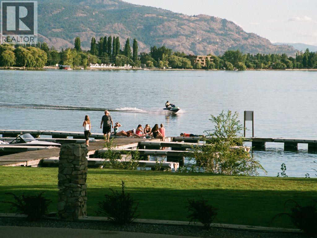 5401 LAKESHORE Drive Unit# 102, Osoyoos