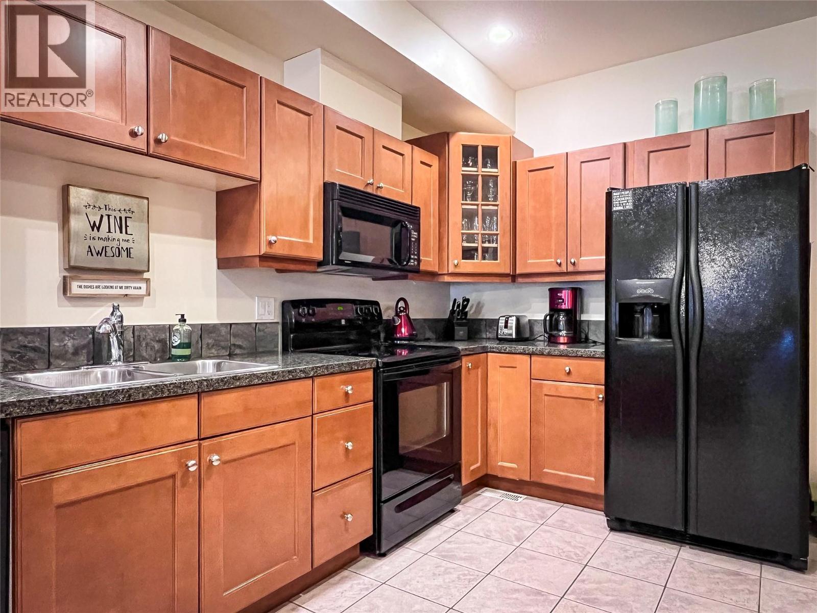 5401 LAKESHORE Drive Unit# 102, Osoyoos