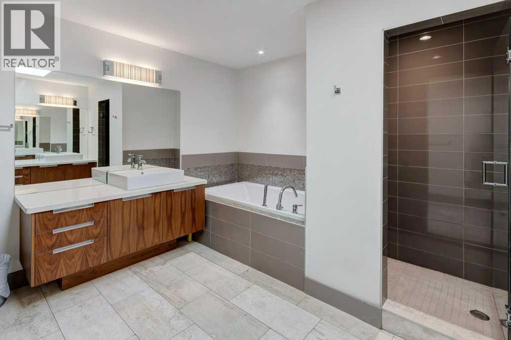 Single Family House for Sale in   Avenue SW Richmond Calgary 