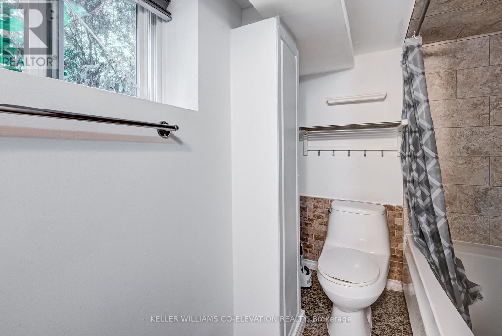 Photo 18 of 21 Robina Avenue, Toronto ON