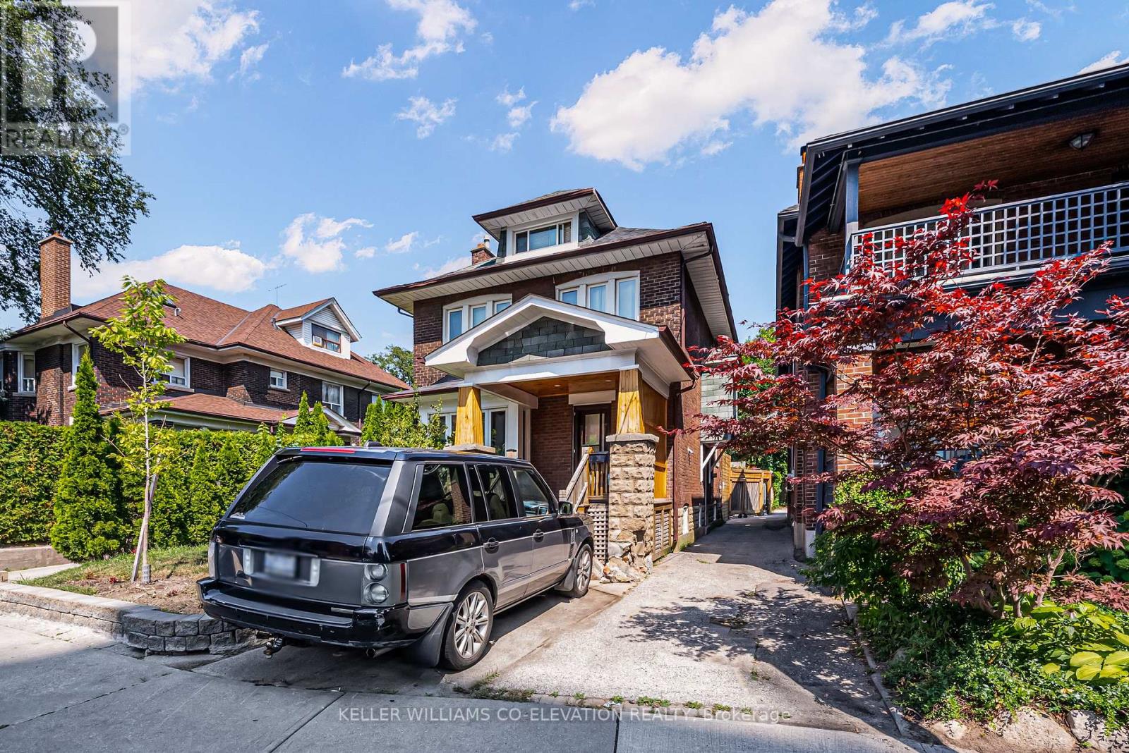 Photo 2 of 21 Robina Avenue, Toronto ON