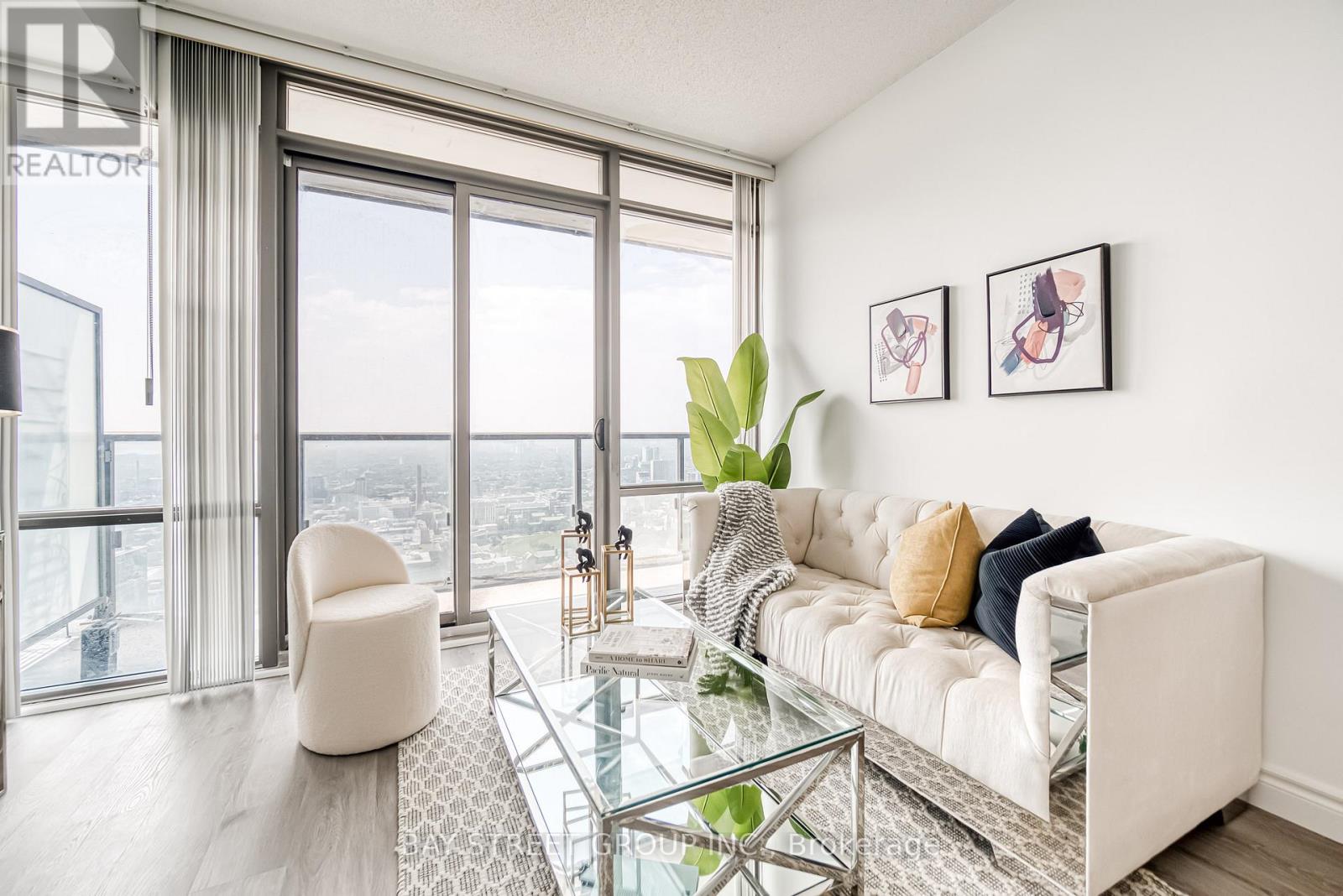 Photo 12 of 4801 832 Bay Street, Toronto ON