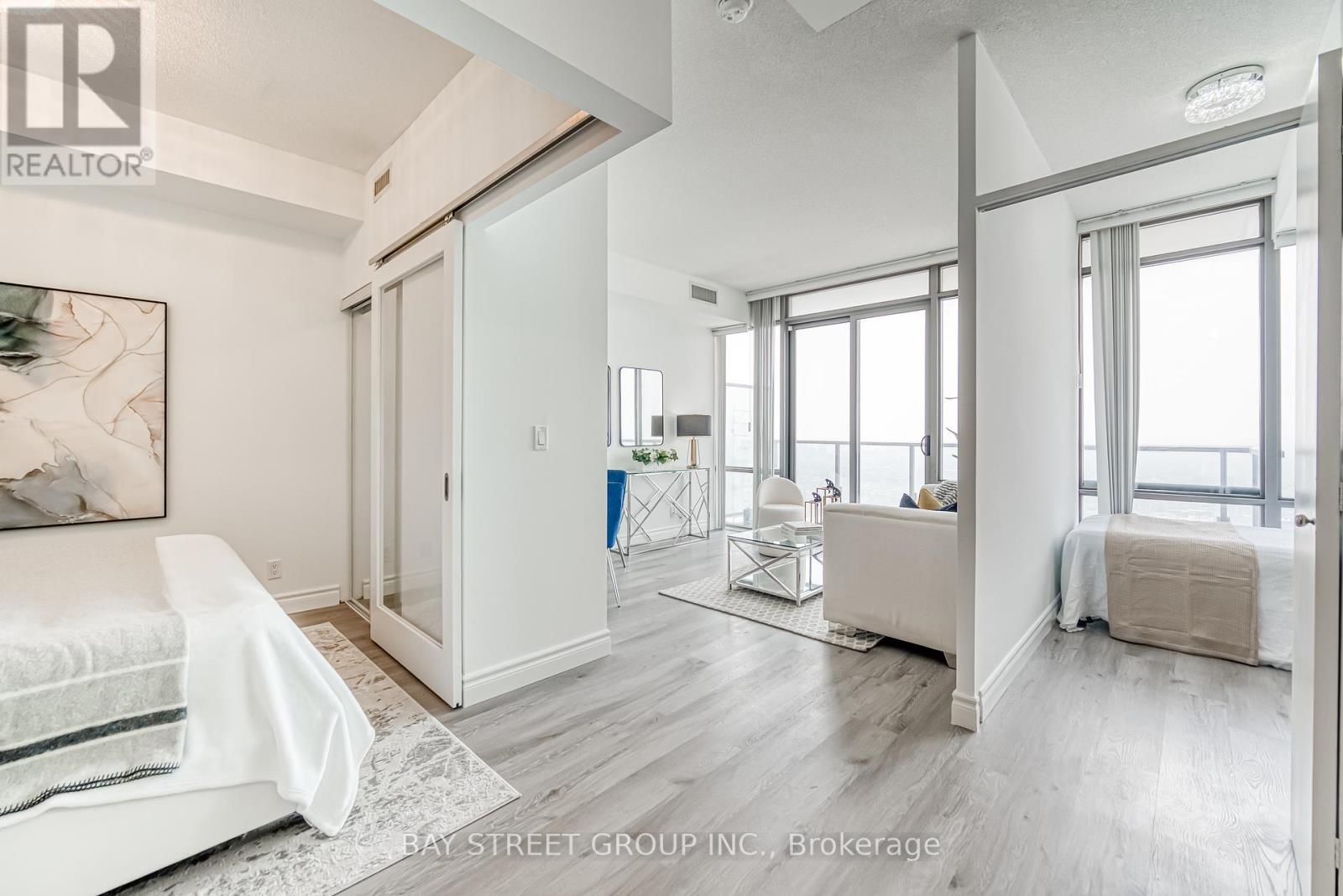 Photo 15 of 4801 832 Bay Street, Toronto ON