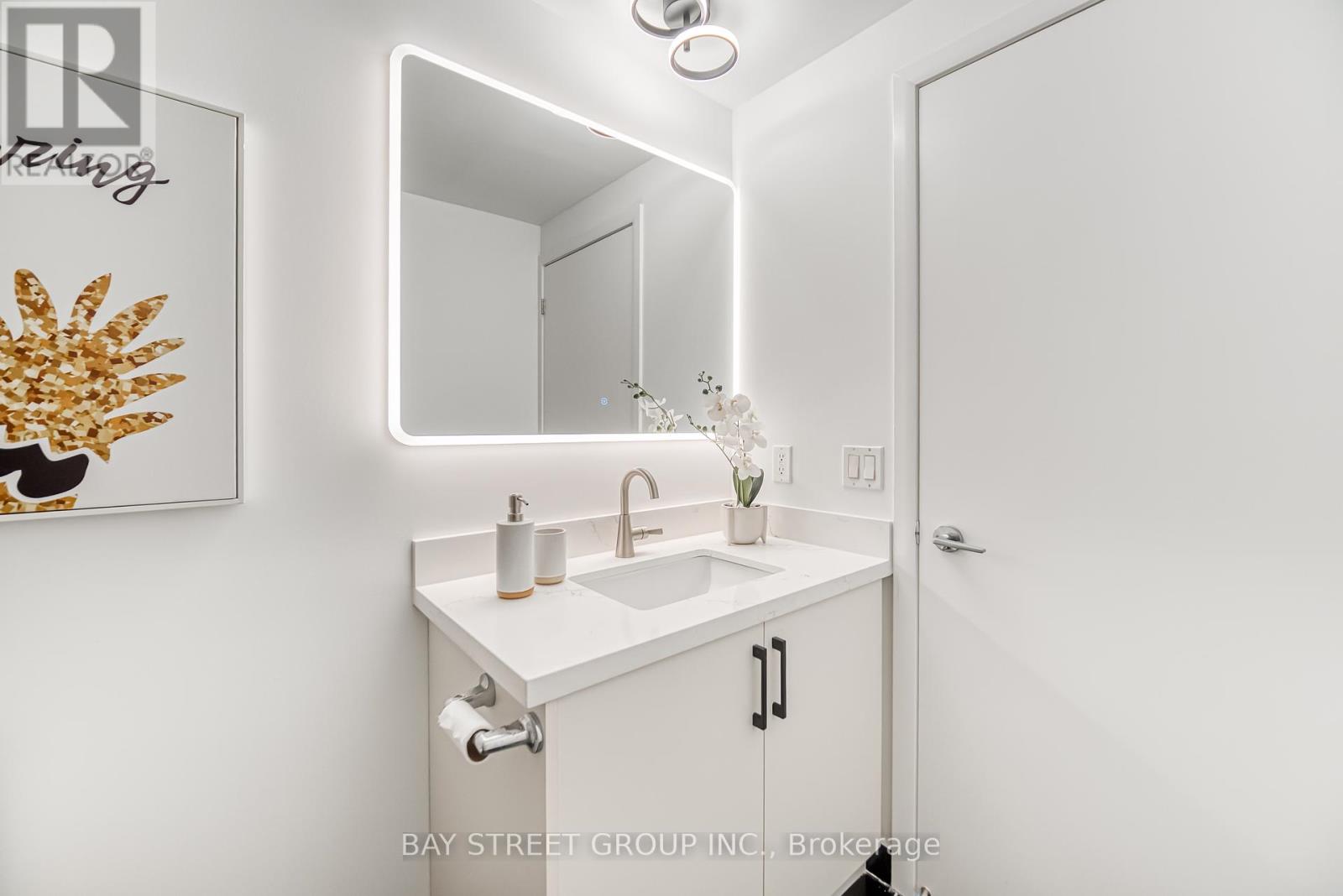 Photo 21 of 4801 832 Bay Street, Toronto ON