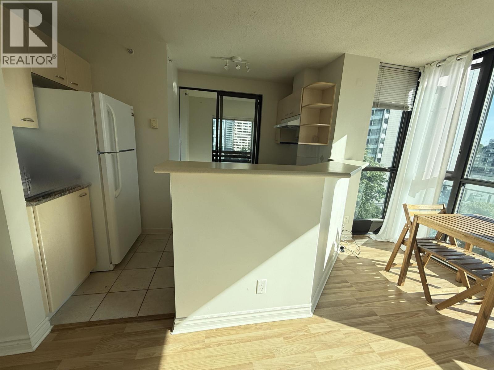 Photo 7 of 1010 1331 Alberni Street, Vancouver BC