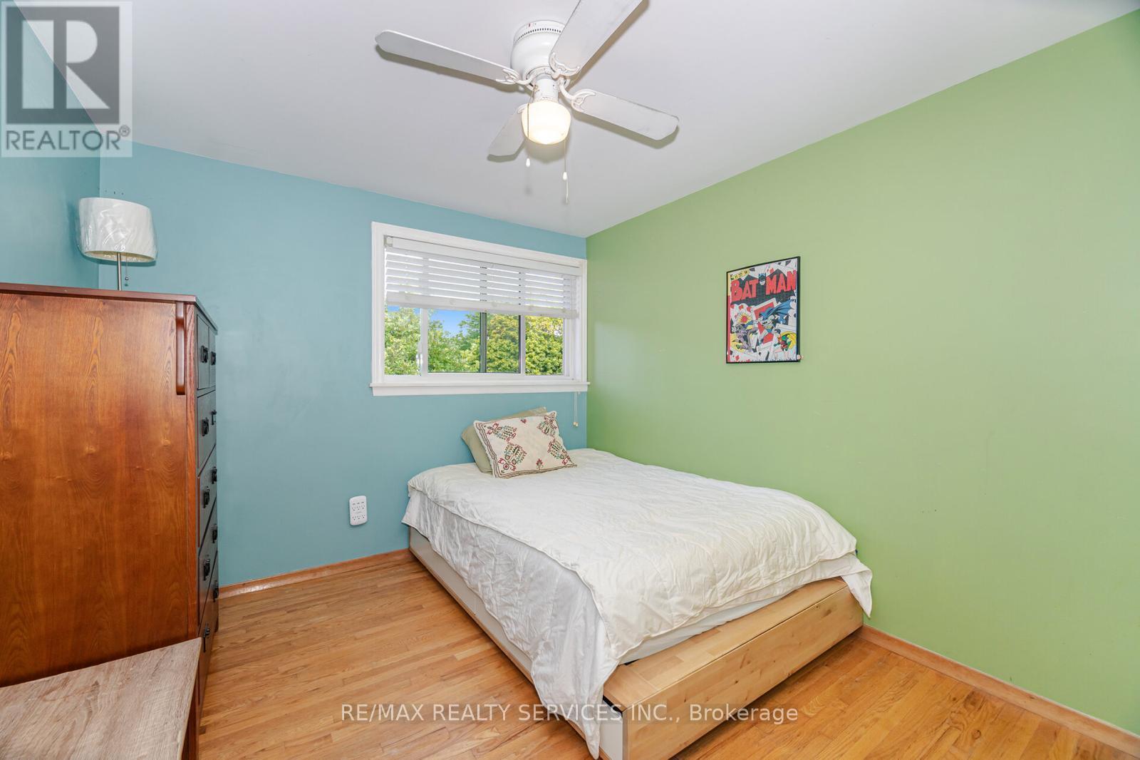 Photo 26 of 62 Ambleside Drive, Brampton ON