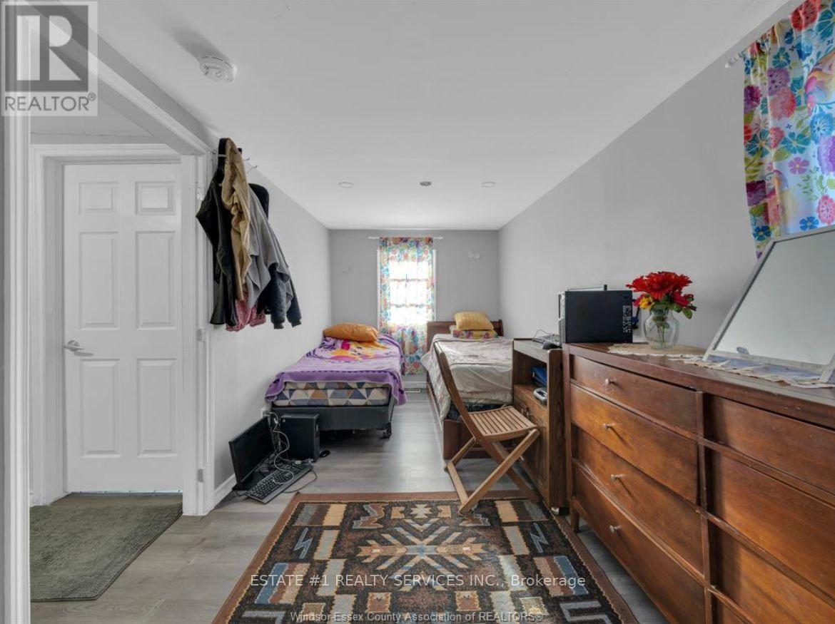 Photo 10 of 781 Church Street, Windsor ON