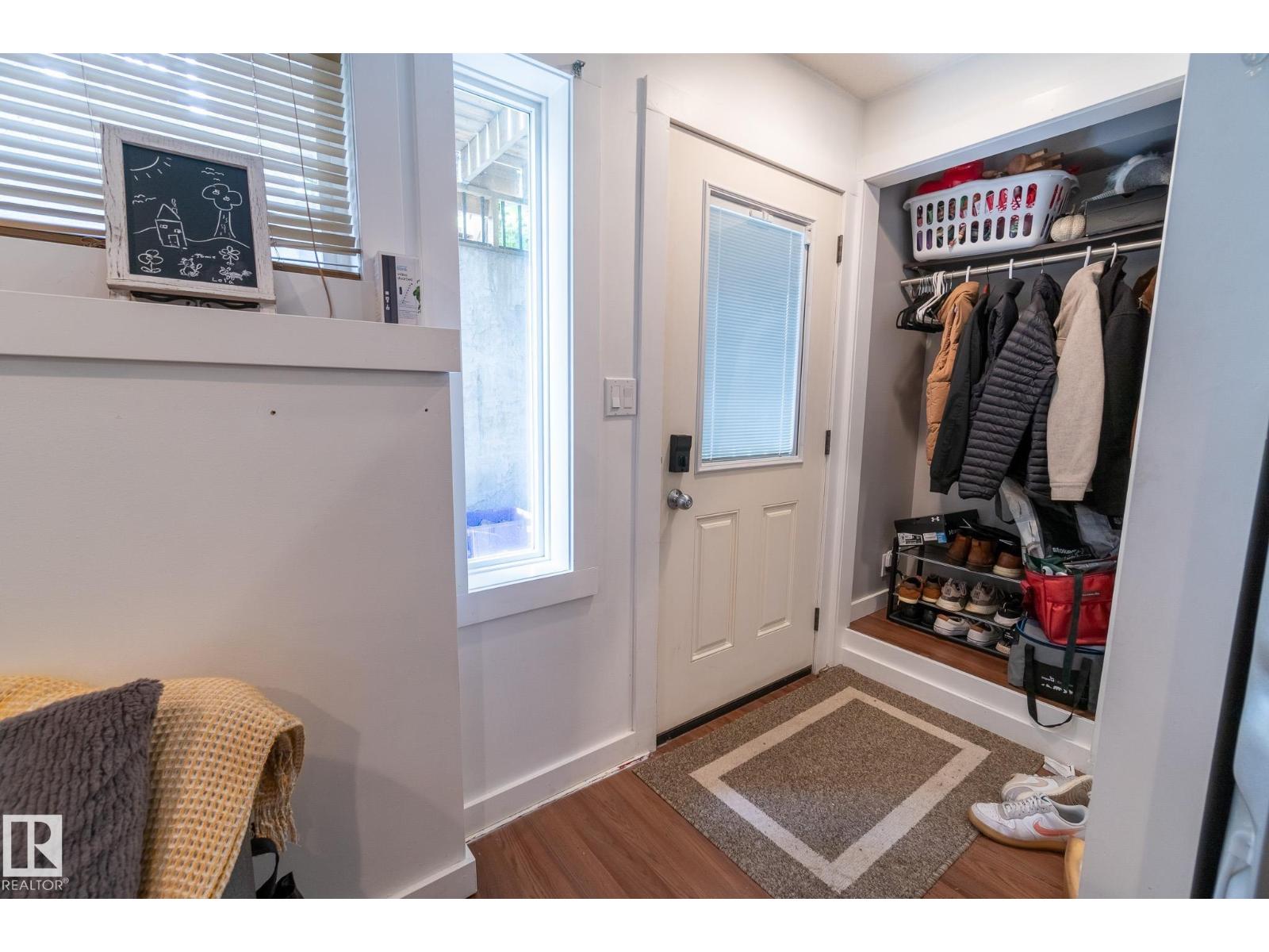 Photo 14 of 11734 129 St Nw, Edmonton AB