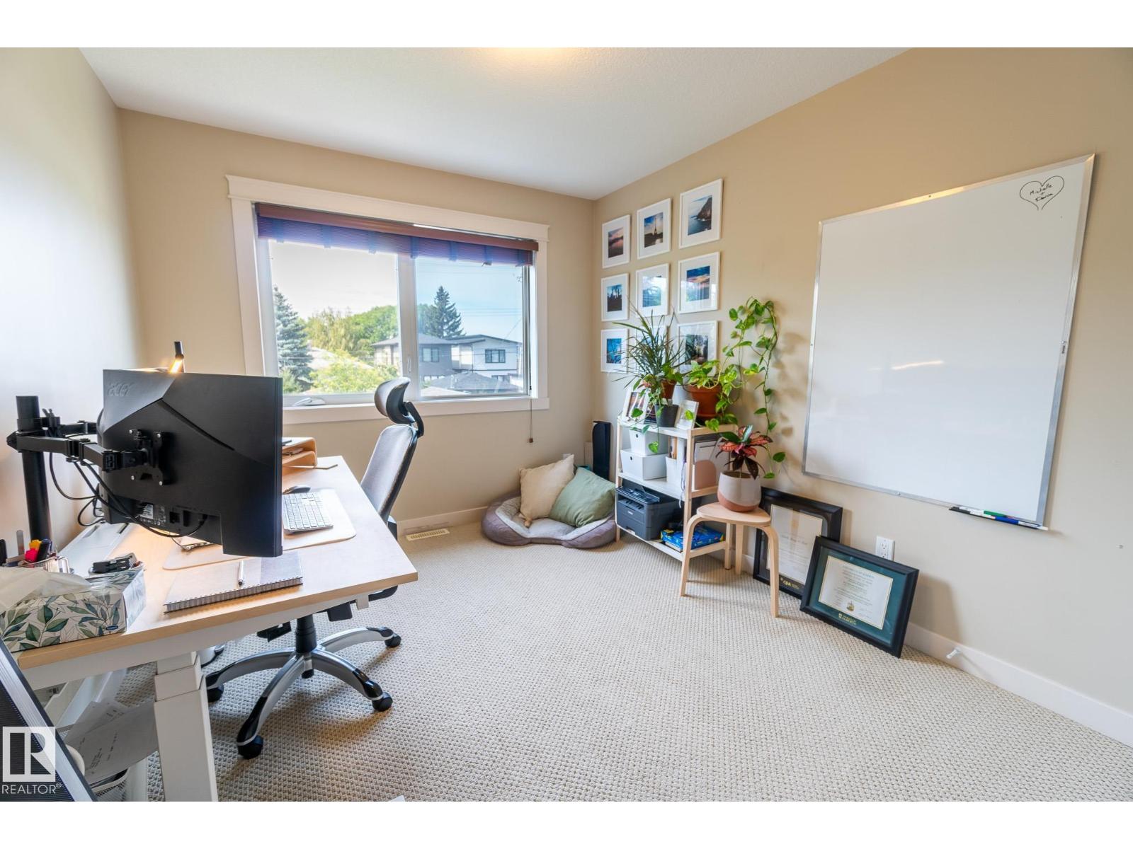 Photo 18 of 11734 129 St Nw, Edmonton AB
