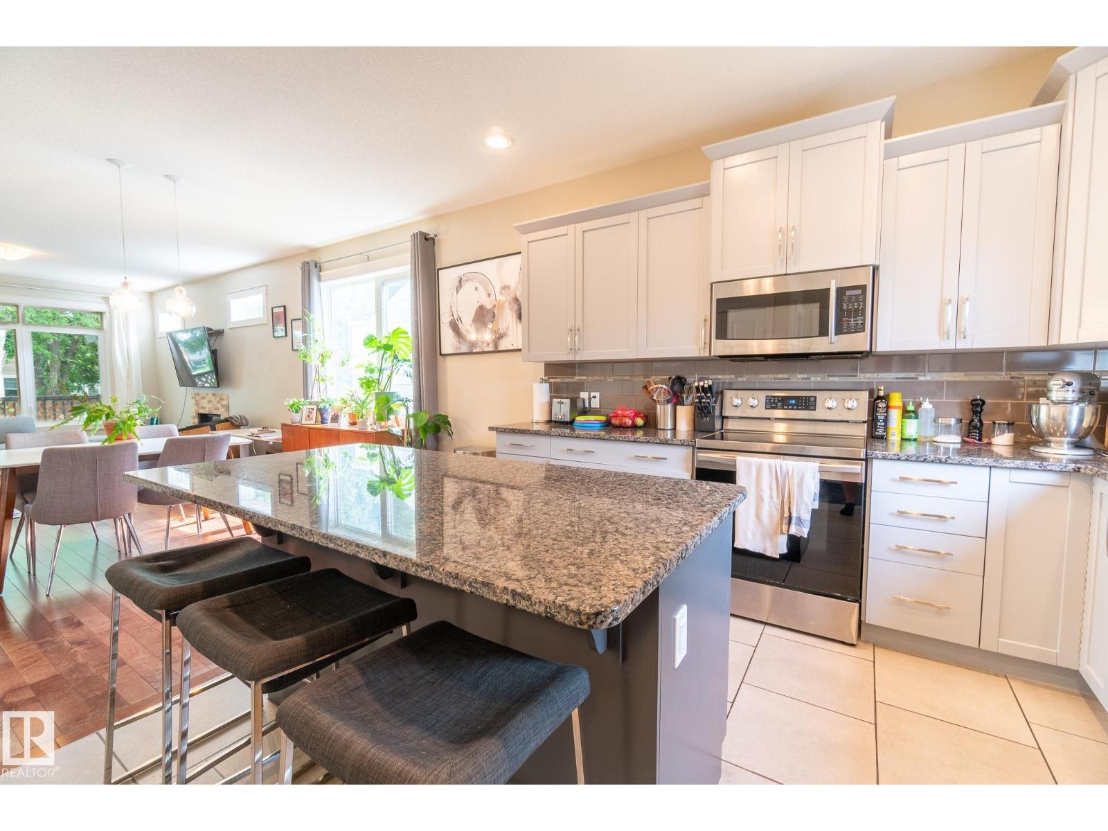 Photo 31 of 11734 129 St Nw, Edmonton AB